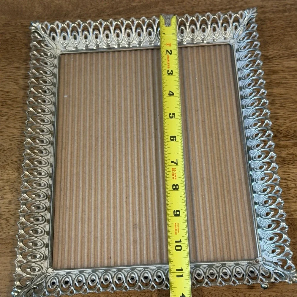 VTG Ornate Metal 8x10